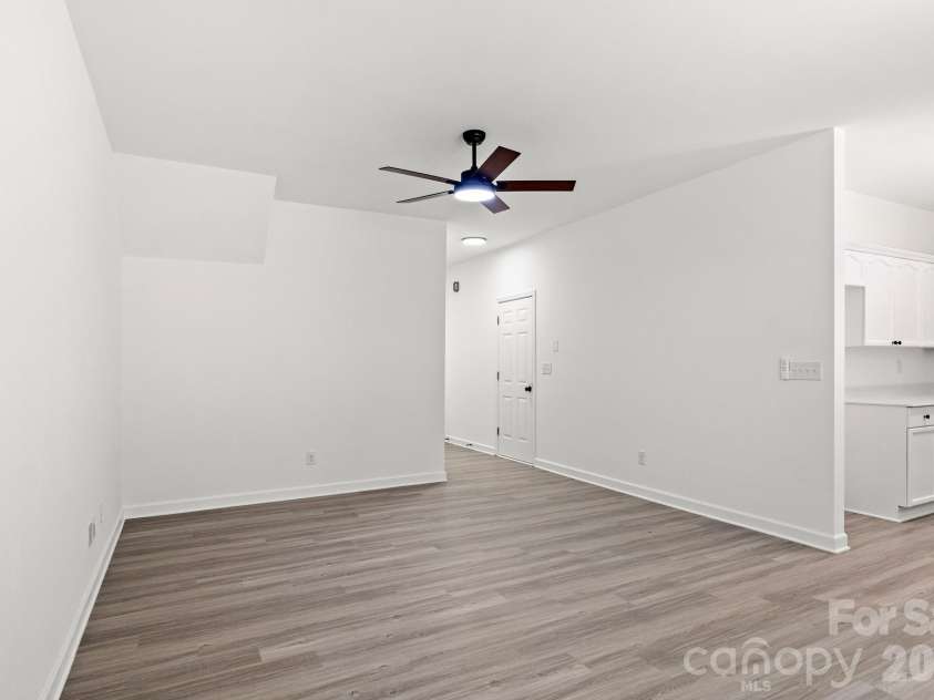 5536 Franklin Springs Circle, Charlotte, NC 28217.  MLS# CAR4384577, YatesRealty ID 27367. 