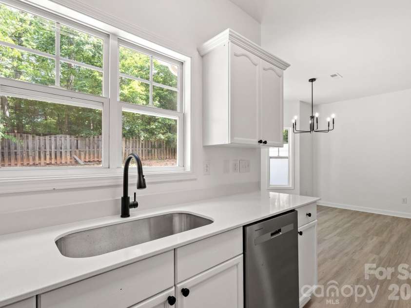 5536 Franklin Springs Circle, Charlotte, NC 28217.  MLS# CAR4384577, YatesRealty ID 27367. 