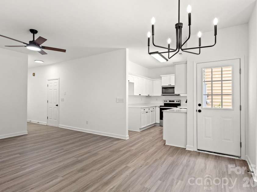 5536 Franklin Springs Circle, Charlotte, NC 28217.  MLS# CAR4384577, YatesRealty ID 27367. 