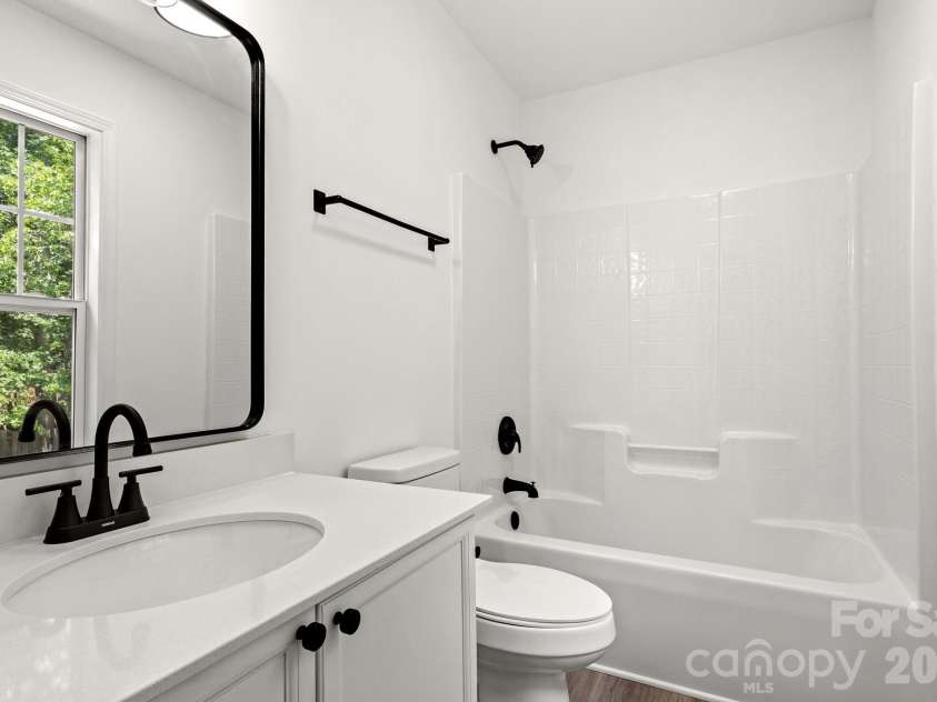 5536 Franklin Springs Circle, Charlotte, NC 28217.  MLS# CAR4384577, YatesRealty ID 27367. 