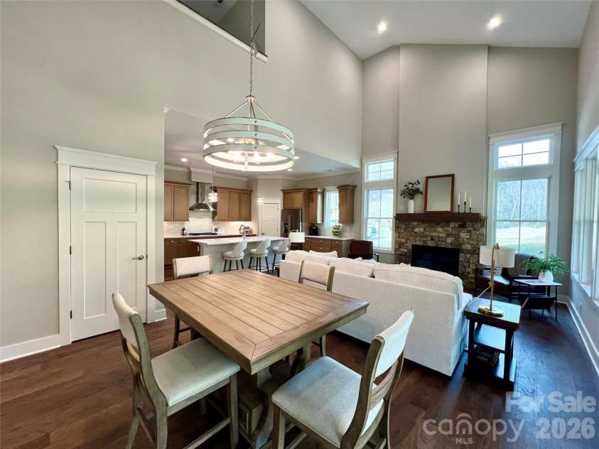 105 Chimney Chase Trail, Hendersonville, NC 28739.  MLS# CAR4350616, YatesRealty ID 27368. 