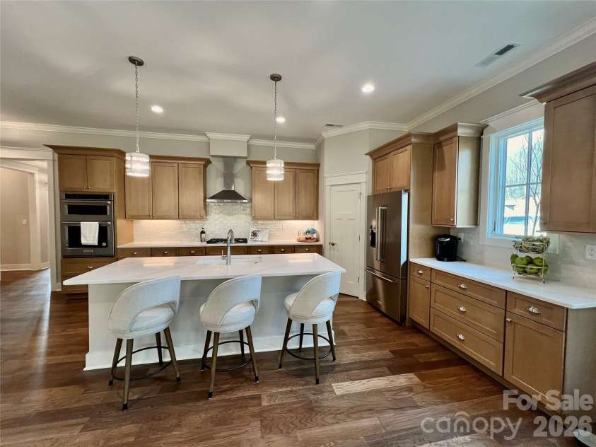 105 Chimney Chase Trail, Hendersonville, NC 28739.  MLS# CAR4350616, YatesRealty ID 27368. 