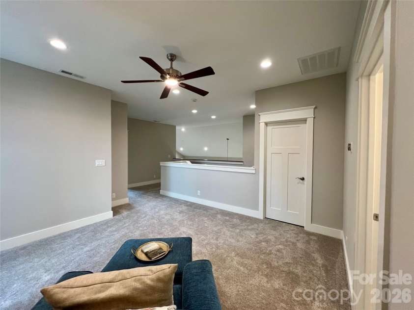 105 Chimney Chase Trail, Hendersonville, NC 28739.  MLS# CAR4350616, YatesRealty ID 27368. 