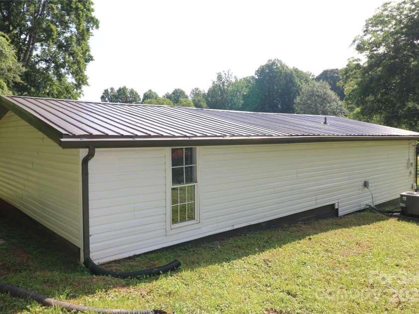 127 Setzer Street, Spindale, NC 28160.  MLS# CAR4275395, YatesRealty ID 27368. 