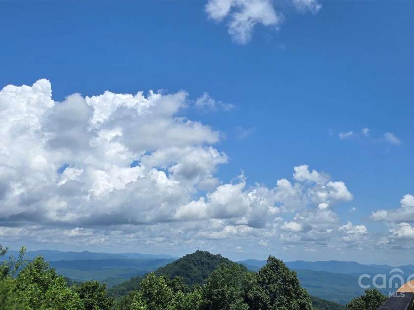 2367 Pinnacle Parkway, Union Mills, NC 28167.  MLS# CAR4280696, YatesRealty ID 27369. 