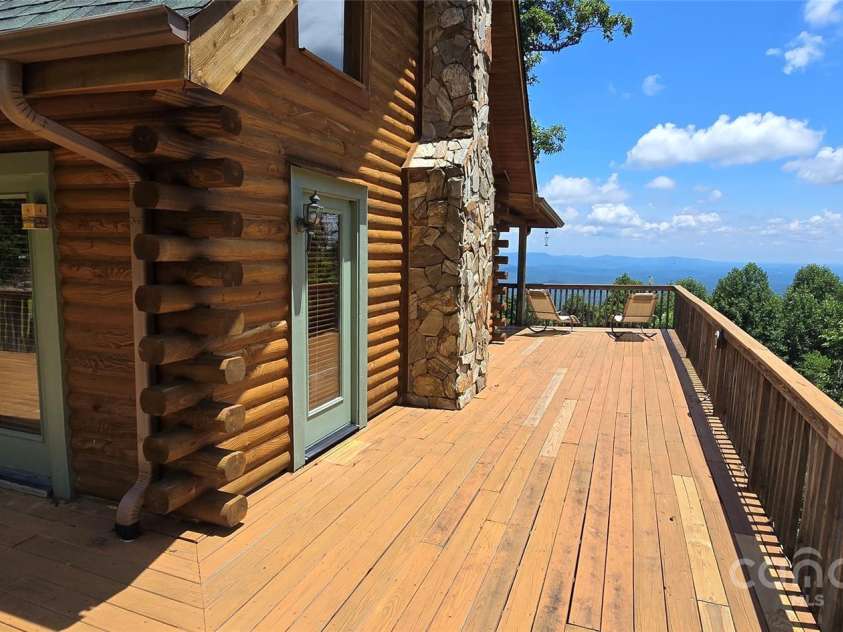 2367 Pinnacle Parkway, Union Mills, NC 28167.  MLS# CAR4280696, YatesRealty ID 27369. 