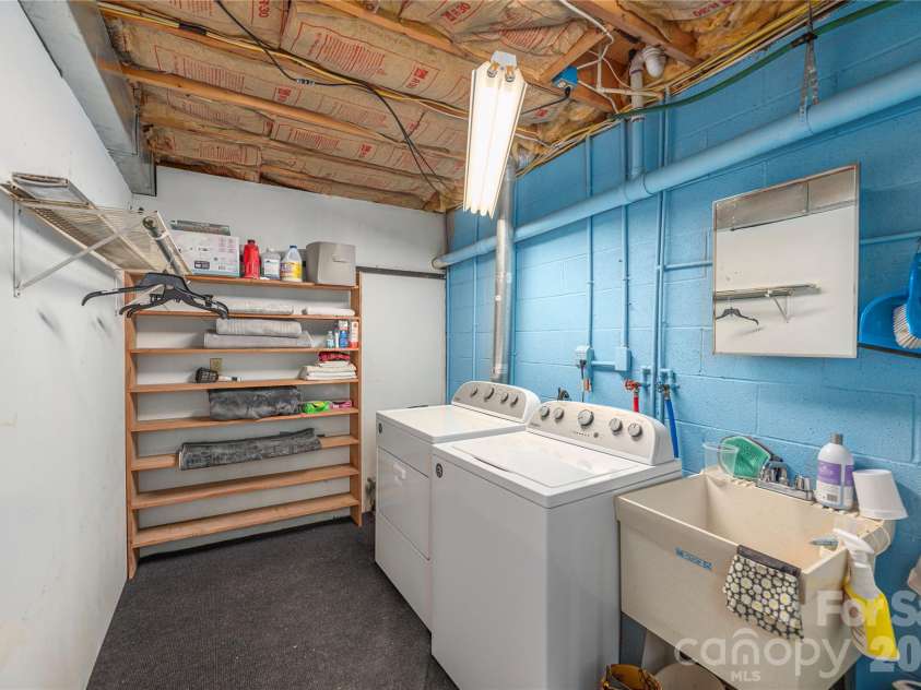 3415 Conleys Creek Road, Whittier, NC 28789.  MLS# CAR4336563, YatesRealty ID 2737. Laundry room