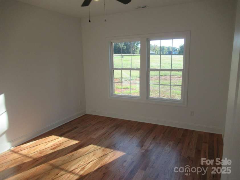 211 Golf Course Road, Maiden, NC 28650.  MLS# CAR4281366, YatesRealty ID 27370. Bedroom 3