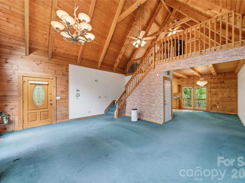532 Mountain Oak Lane, Gastonia, NC 28052.  MLS# CAR4378981, YatesRealty ID 27370. 