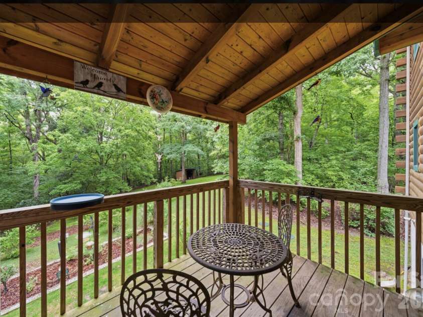 532 Mountain Oak Lane, Gastonia, NC 28052.  MLS# CAR4378981, YatesRealty ID 27370. 