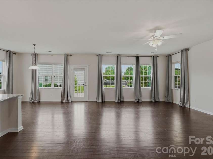 12109 Belmont Mansion Drive, Charlotte, NC 28273.  MLS# CAR4387260, YatesRealty ID 27372. 