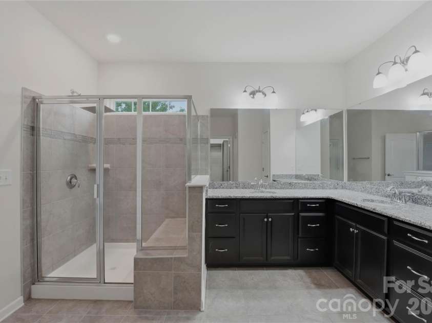 12109 Belmont Mansion Drive, Charlotte, NC 28273.  MLS# CAR4387260, YatesRealty ID 27372. 