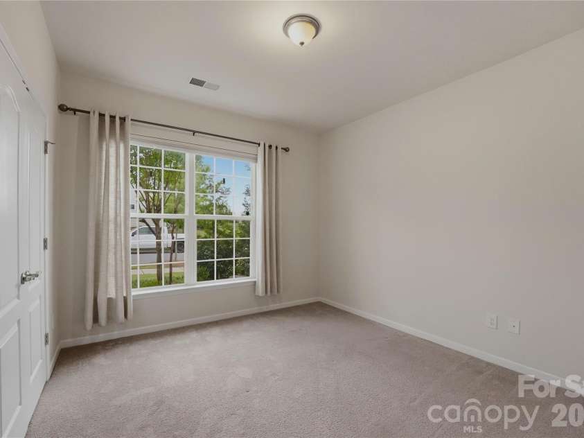12109 Belmont Mansion Drive, Charlotte, NC 28273.  MLS# CAR4387260, YatesRealty ID 27372. 