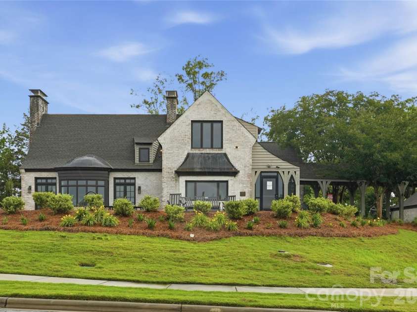 12109 Belmont Mansion Drive, Charlotte, NC 28273.  MLS# CAR4387260, YatesRealty ID 27372. 