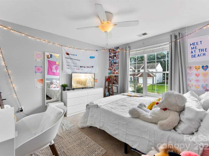 3125 Arborhill Road, Charlotte, NC 28270.  MLS# CAR4281002, YatesRealty ID 27372. 