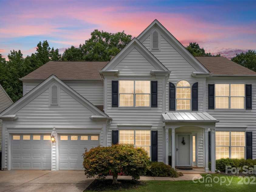 3125 Arborhill Road, Charlotte, NC 28270.  MLS# CAR4281002, YatesRealty ID 27372. 