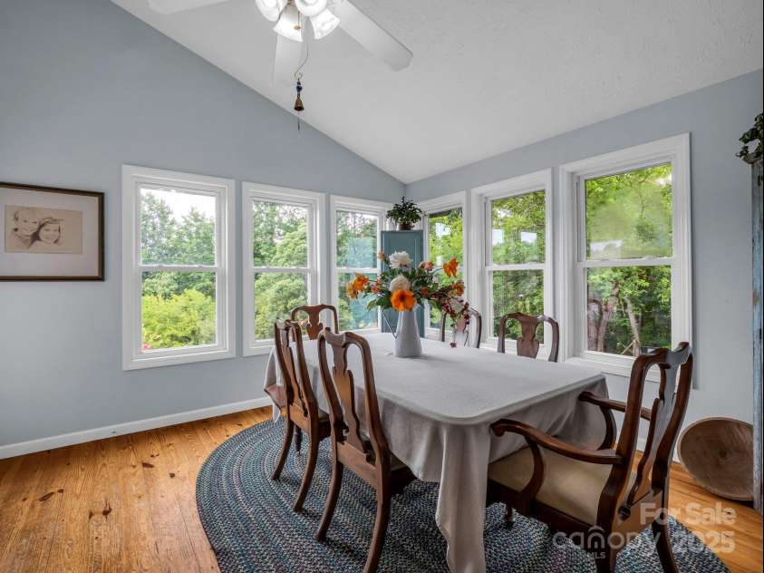61 Overbrook Drive, Saluda, NC 28773.  MLS# CAR4281023, YatesRealty ID 27373. Dining Room