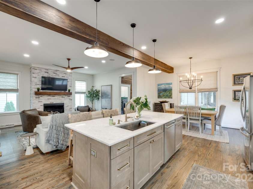 117 Mills Lane, Fort Mill, SC 29708.  MLS# CAR4251878, YatesRealty ID 27374. 