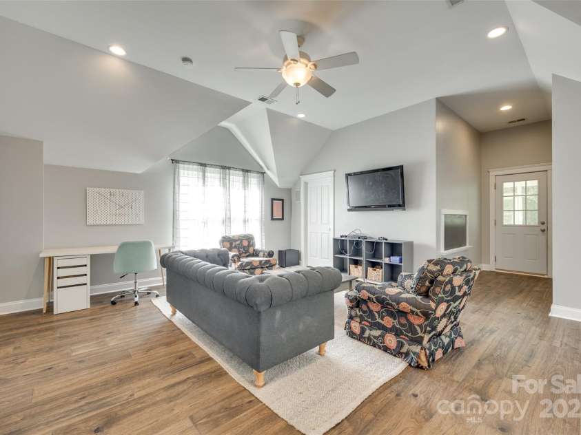 117 Mills Lane, Fort Mill, SC 29708.  MLS# CAR4251878, YatesRealty ID 27374. Bonus room