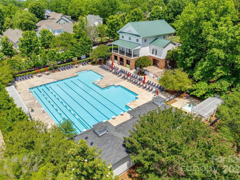 117 Mills Lane, Fort Mill, SC 29708.  MLS# CAR4251878, YatesRealty ID 27374. One of 2 pools