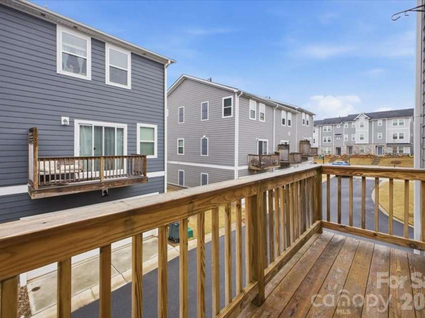 3004 Hovenweep Alley, Charlotte, NC 28217.  MLS# CAR4351343, YatesRealty ID 27375. 