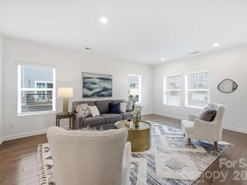 3004 Hovenweep Alley, Charlotte, NC 28217.  MLS# CAR4351343, YatesRealty ID 27375. 