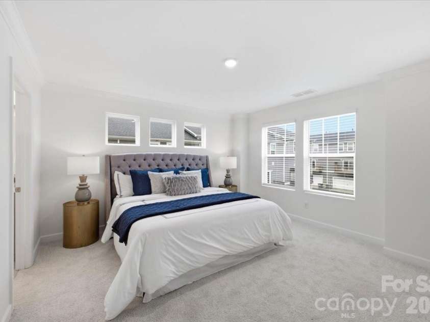 3004 Hovenweep Alley, Charlotte, NC 28217.  MLS# CAR4351343, YatesRealty ID 27375. 