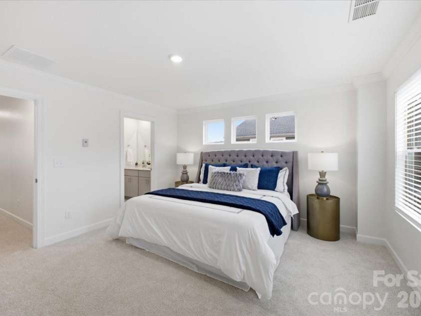 3004 Hovenweep Alley, Charlotte, NC 28217.  MLS# CAR4351343, YatesRealty ID 27375. 
