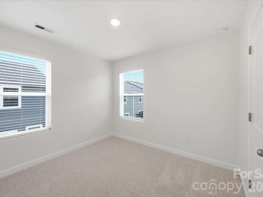 3004 Hovenweep Alley, Charlotte, NC 28217.  MLS# CAR4351343, YatesRealty ID 27375. 