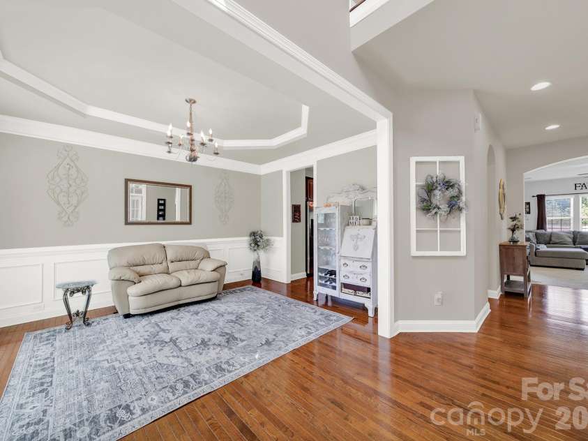 16416 Leavitt Lane, Davidson, NC 28036.  MLS# CAR4379228, YatesRealty ID 27376. 