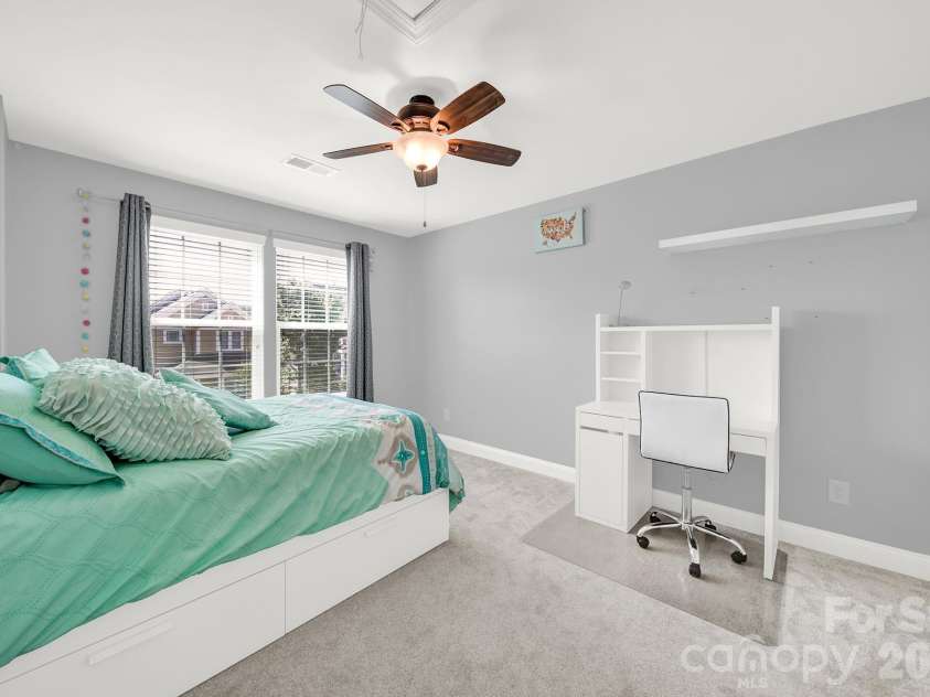 16416 Leavitt Lane, Davidson, NC 28036.  MLS# CAR4379228, YatesRealty ID 27376. 