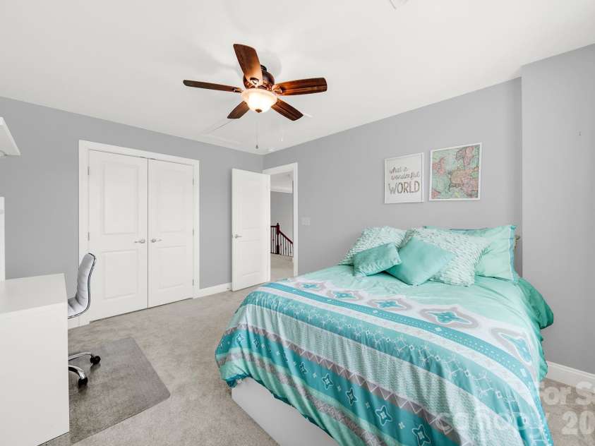 16416 Leavitt Lane, Davidson, NC 28036.  MLS# CAR4379228, YatesRealty ID 27376. 