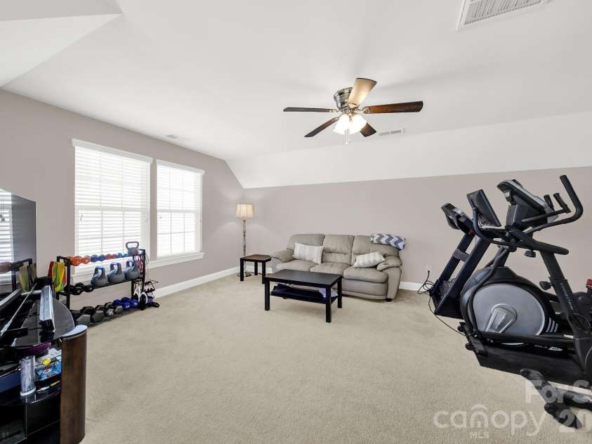 16416 Leavitt Lane, Davidson, NC 28036.  MLS# CAR4379228, YatesRealty ID 27376. 