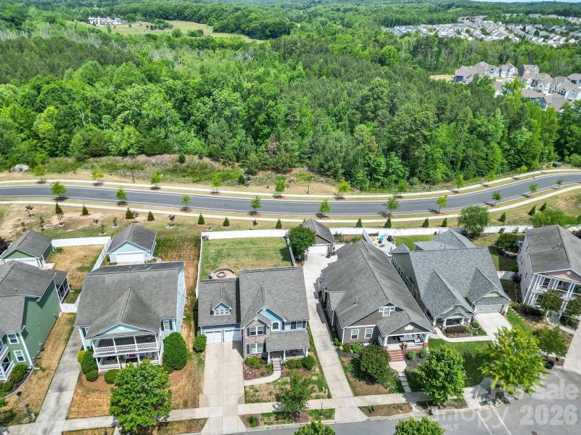 16416 Leavitt Lane, Davidson, NC 28036.  MLS# CAR4379228, YatesRealty ID 27376. 