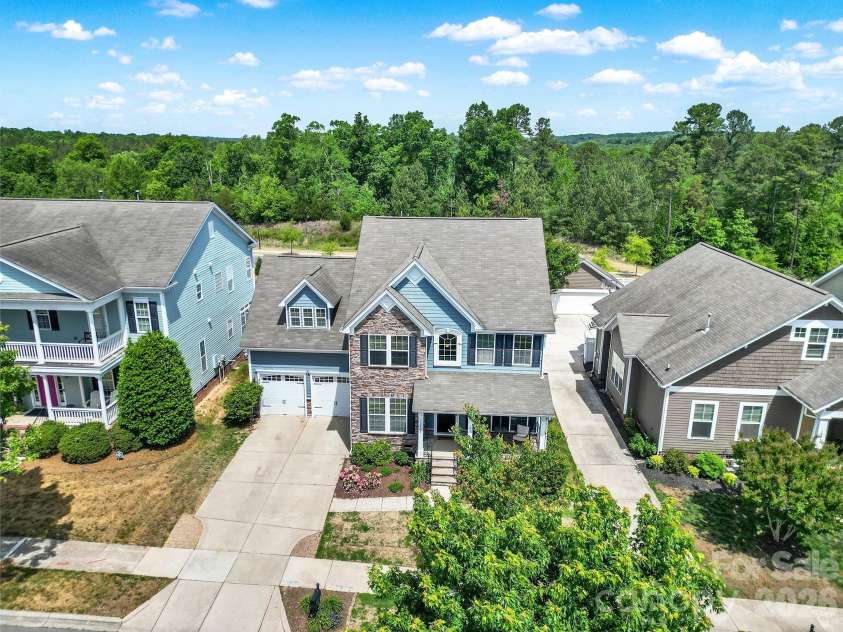 16416 Leavitt Lane, Davidson, NC 28036.  MLS# CAR4379228, YatesRealty ID 27376. 