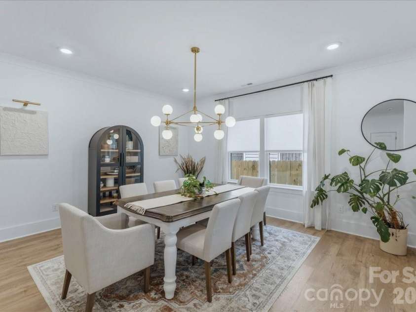 2904 Clemson Avenue, Charlotte, NC 28205.  MLS# CAR4367687, YatesRealty ID 27377. 