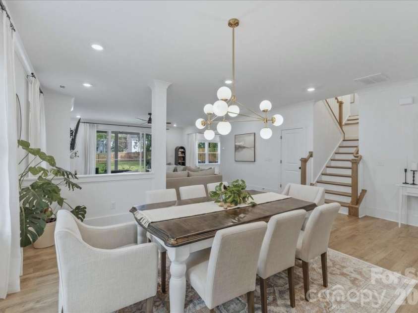 2904 Clemson Avenue, Charlotte, NC 28205.  MLS# CAR4367687, YatesRealty ID 27377. 
