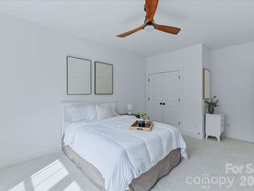 2904 Clemson Avenue, Charlotte, NC 28205.  MLS# CAR4367687, YatesRealty ID 27377. 