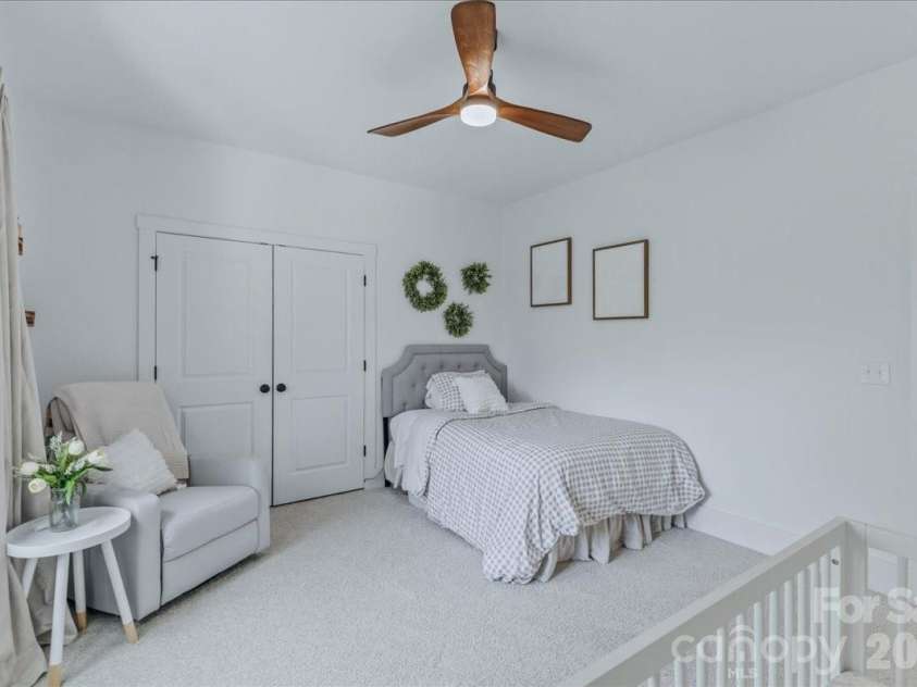 2904 Clemson Avenue, Charlotte, NC 28205.  MLS# CAR4367687, YatesRealty ID 27377. 