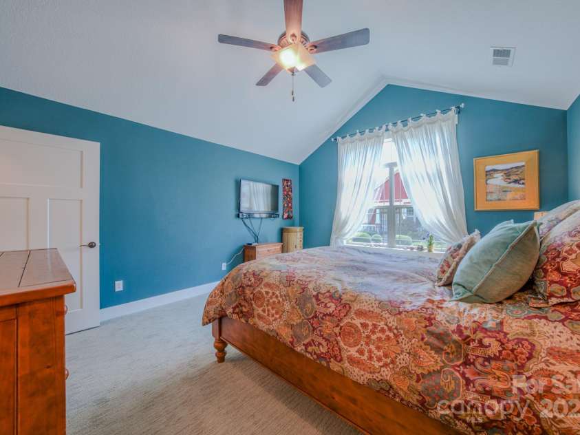 38 Westfield Way, Candler, NC 28715.  MLS# CAR4274179, YatesRealty ID 27377. 