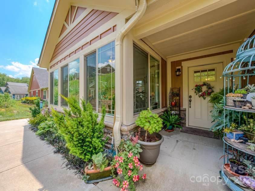 38 Westfield Way, Candler, NC 28715.  MLS# CAR4274179, YatesRealty ID 27377. 
