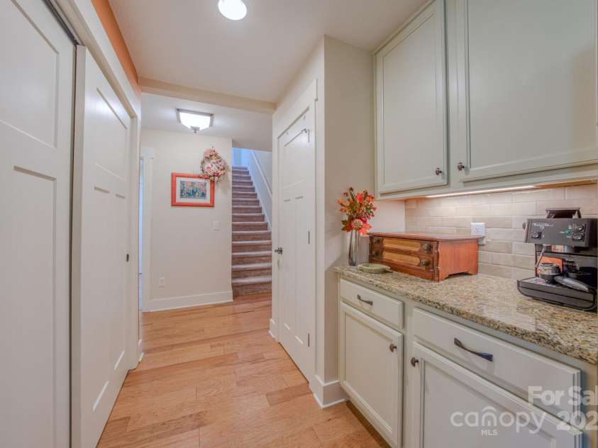 38 Westfield Way, Candler, NC 28715.  MLS# CAR4274179, YatesRealty ID 27377. Kitchen