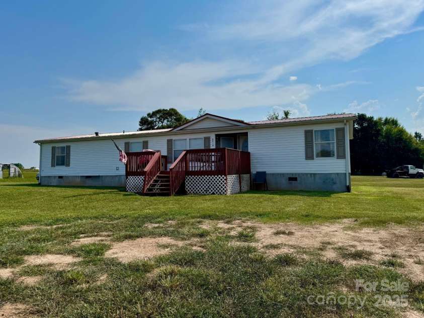 2510 LEONHARDT Road, Cherryville, NC 28021.  MLS# CAR4279675, YatesRealty ID 27379. 