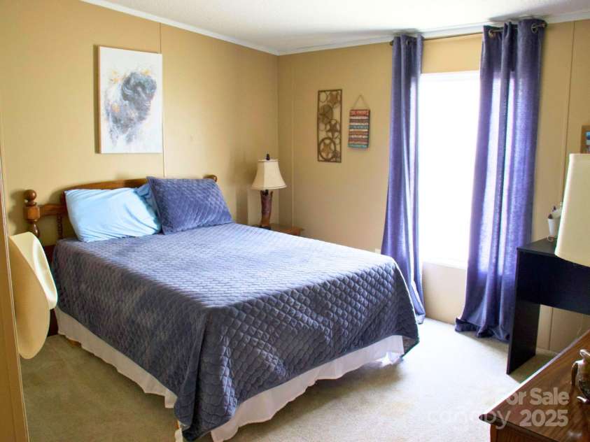 2510 LEONHARDT Road, Cherryville, NC 28021.  MLS# CAR4279675, YatesRealty ID 27379. 