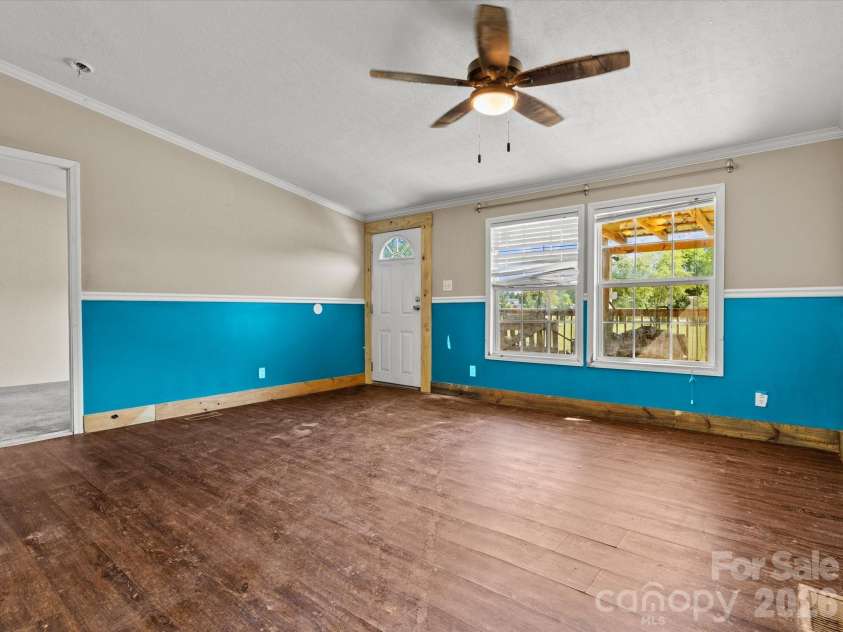 292 Longhorn Lane, Cheraw, SC 29520.  MLS# CAR4384944, YatesRealty ID 27381. 