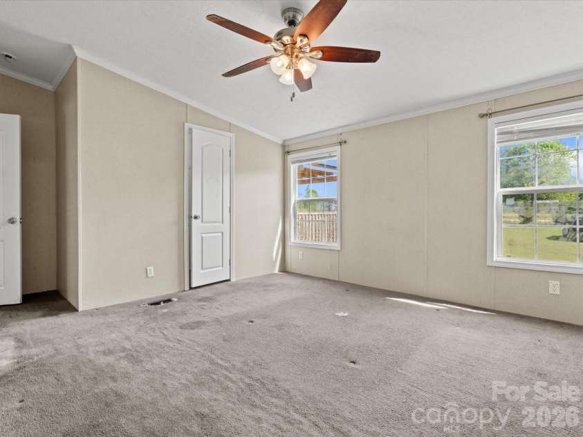 292 Longhorn Lane, Cheraw, SC 29520.  MLS# CAR4384944, YatesRealty ID 27381. 
