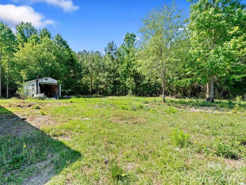 292 Longhorn Lane, Cheraw, SC 29520.  MLS# CAR4384944, YatesRealty ID 27381. 