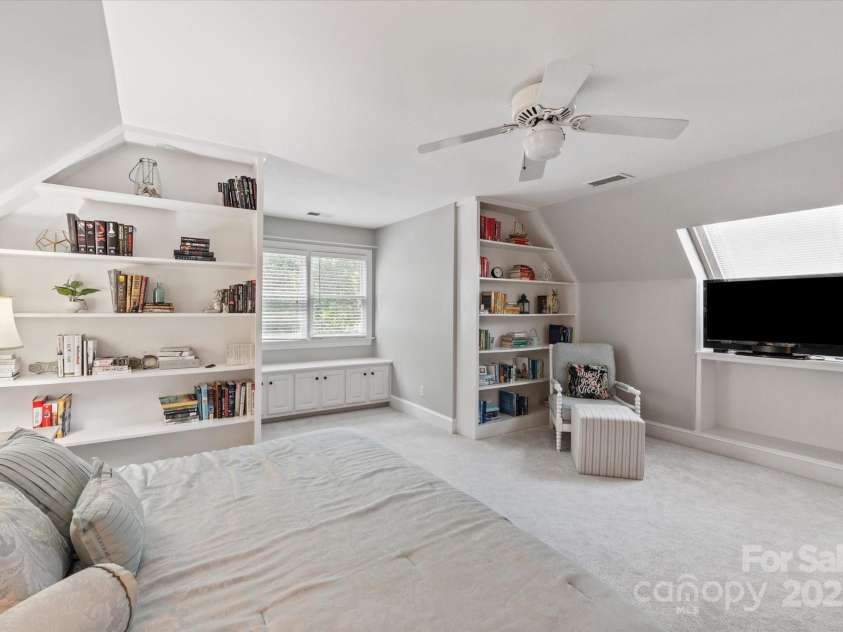 533 Valley Run Drive, Waxhaw, NC 28173.  MLS# CAR4277691, YatesRealty ID 27381. 