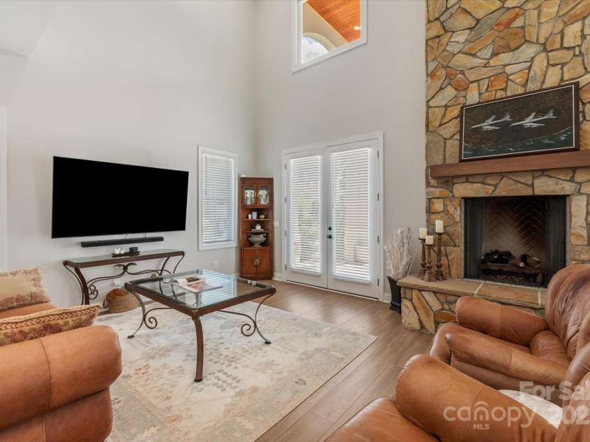 533 Valley Run Drive, Waxhaw, NC 28173.  MLS# CAR4277691, YatesRealty ID 27381. 