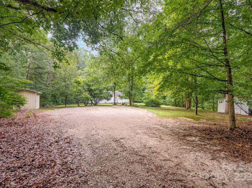 7362 Henry Harris Road, Lancaster, SC 29720.  MLS# CAR4278143, YatesRealty ID 27383. Private drive